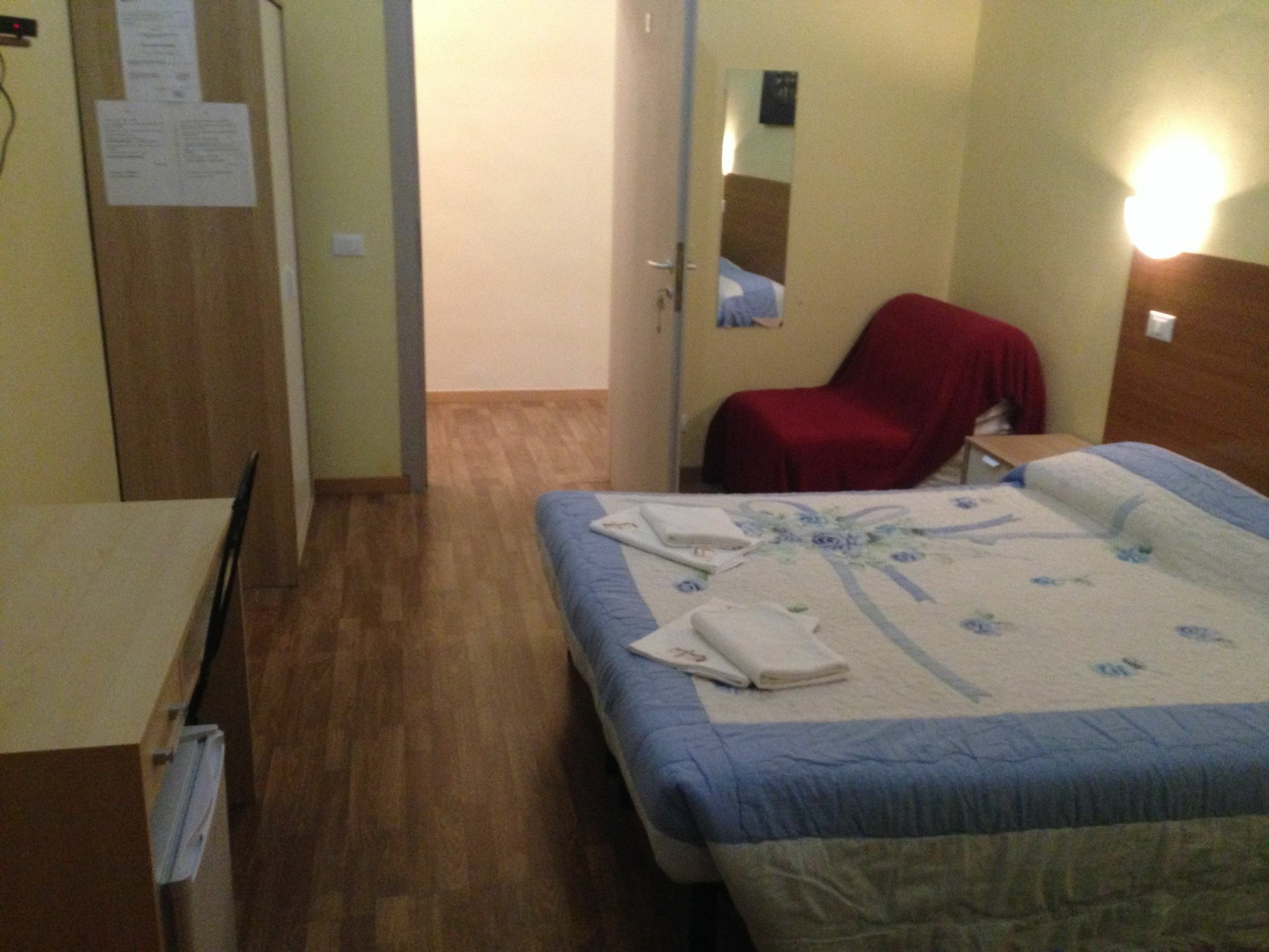Dixi Bird Guesthouse Rome Buitenkant foto